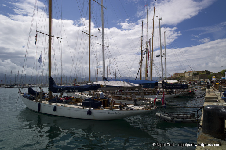 Communiqué de Presse n°1 – Lundi 21 mai 2012 Communiqué de Presse n°1 – Lundi 21 mai 2012