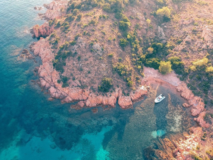 Louer un bateau semi rigide à Ajaccio