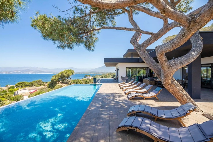 Vacances à Ajaccio, optez pour une location de villa d'exception. Vacances à Ajaccio, optez pour une location de villa d'exception.