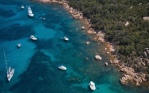 Louer un bateau semi rigide à Ajaccio