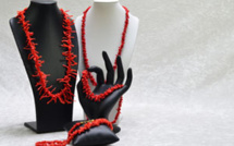 Un pendentif corse pour garder l'île de beauté dans son coeur. Un pendentif corse pour garder l'île de beauté dans son coeur.